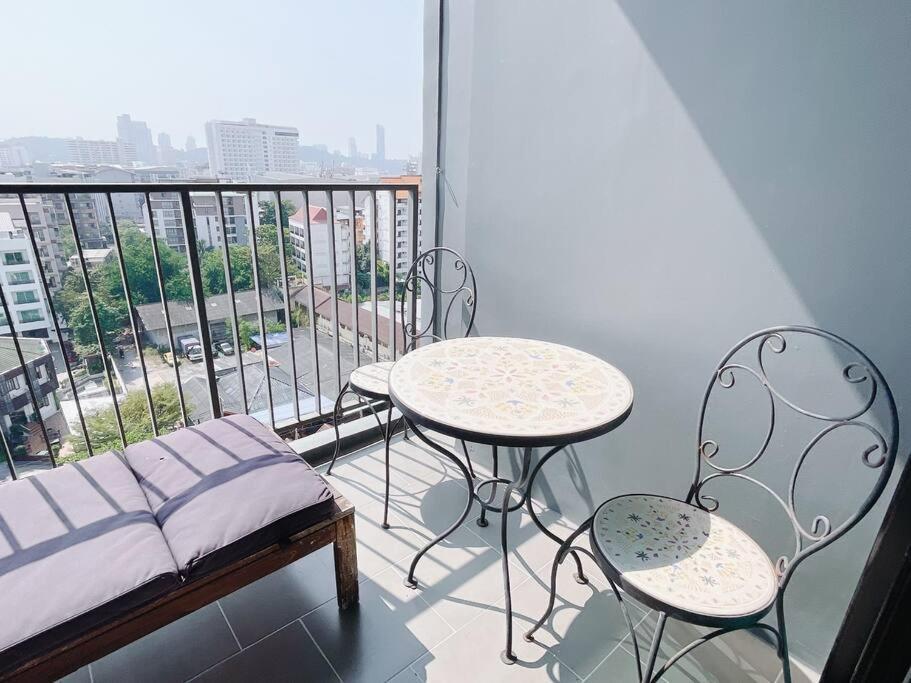 Appartamento Base 2bed King&queen With Infinity Pool & Free Netflix!